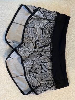 Lululemon Speed Short Dottie Tribe White Black / Black